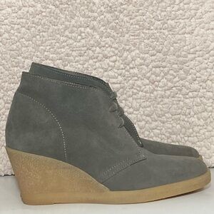 J. Crew Womens Desert Grey Suede Lace Up Gum Wedge Booties Shoes Size US 7